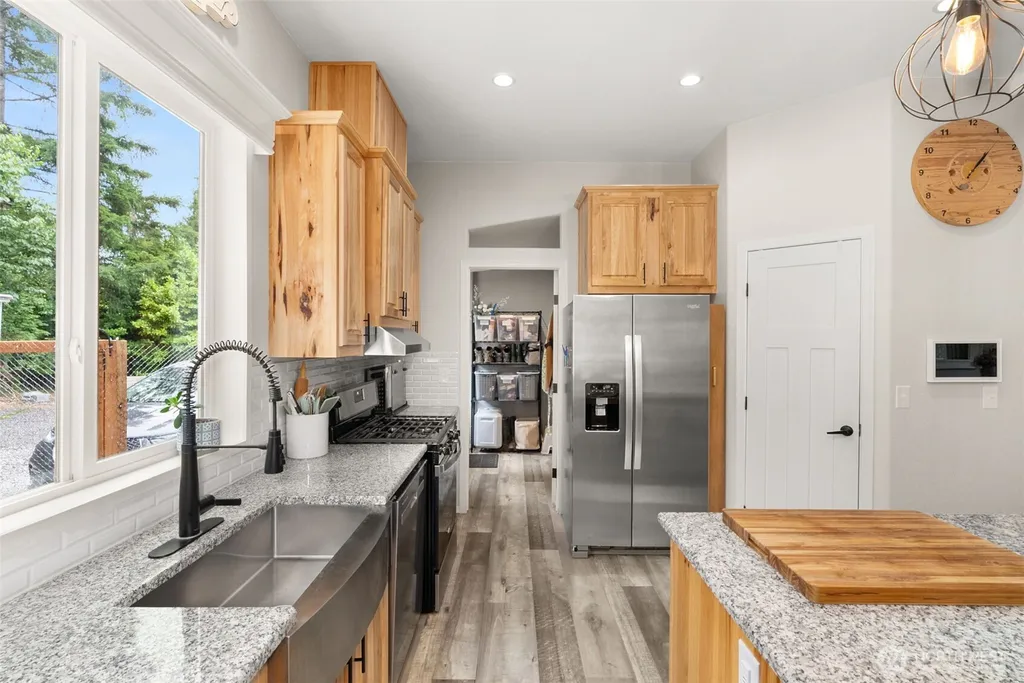 127 Brookside Lane Chehalis WA 98532