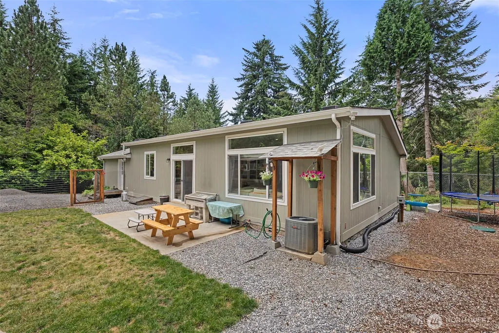 127 Brookside Lane Chehalis WA 98532