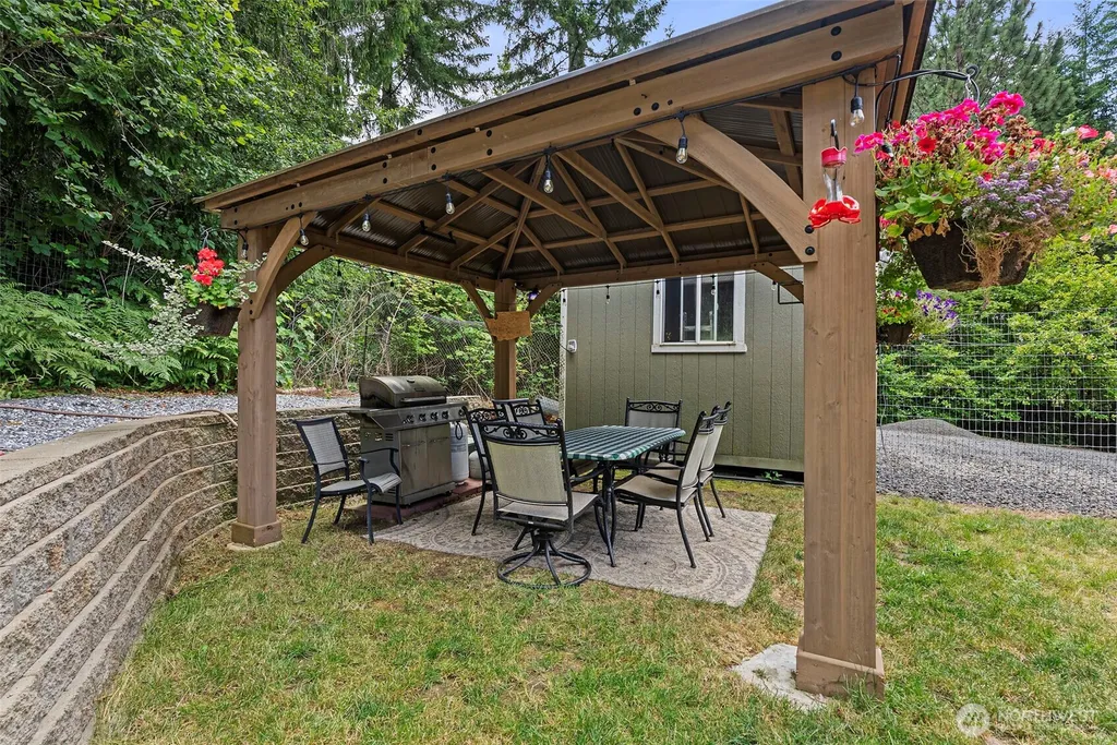 127 Brookside Lane Chehalis WA 98532