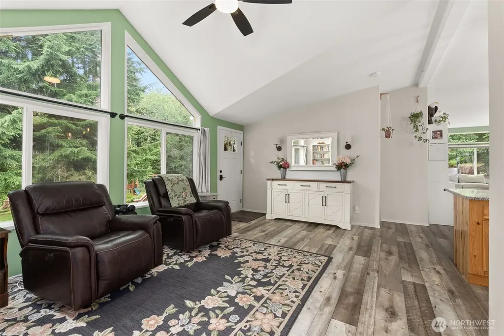 127 Brookside Lane Chehalis WA 98532