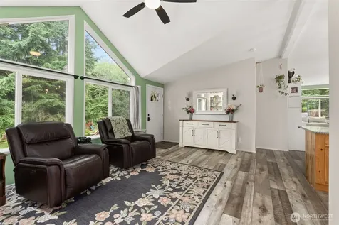 127 Brookside Lane Chehalis WA 98532