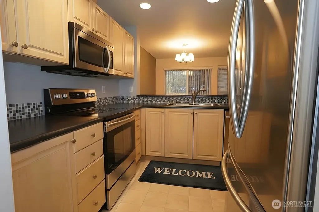 12427 4th Avenue W Everett WA 98204