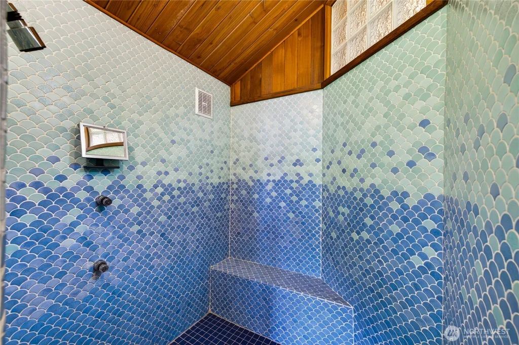 11752 Esther Lane Anacortes WA 98221