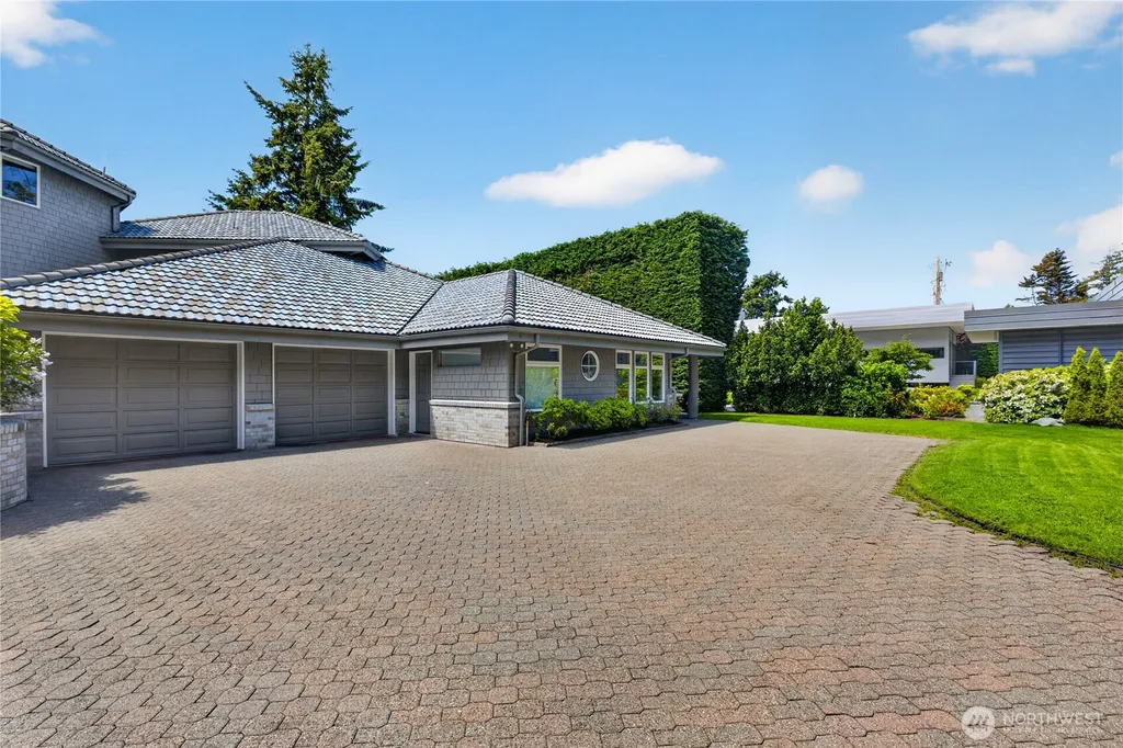 11752 Esther Lane Anacortes WA 98221