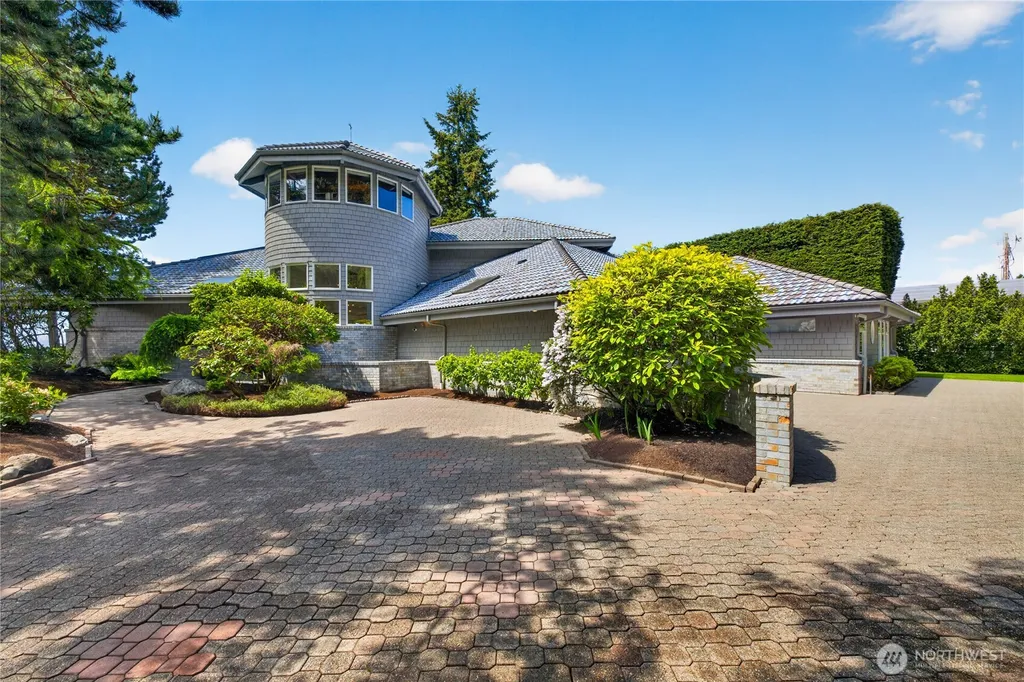 11752 Esther Lane Anacortes WA 98221