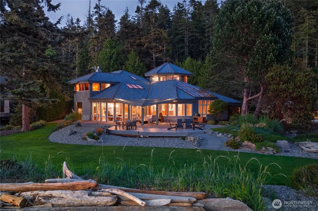 11752 Esther Lane Anacortes WA 98221