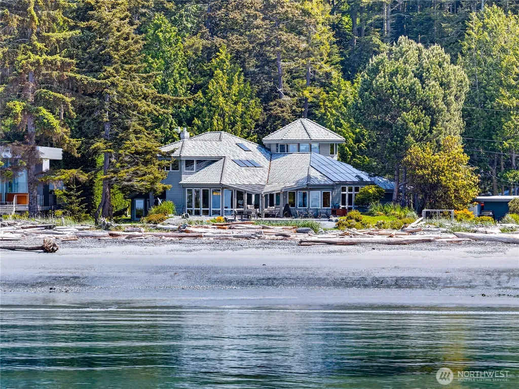 11752 Esther Lane Anacortes WA 98221