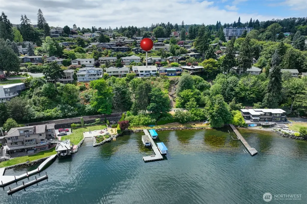 14820 39th Avenue NE Lake Forest Park WA 98155