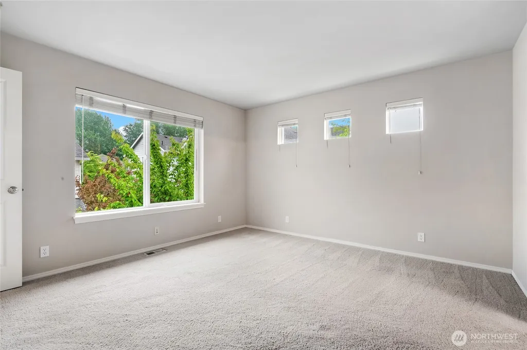 18849 NE 62nd Way Redmond WA 98052