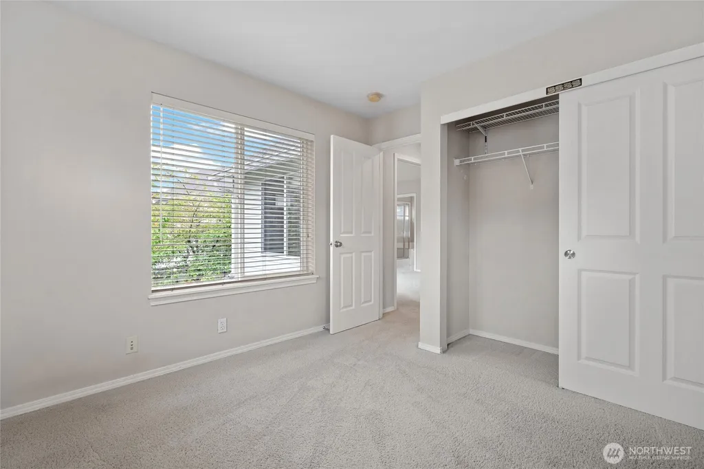18849 NE 62nd Way Redmond WA 98052