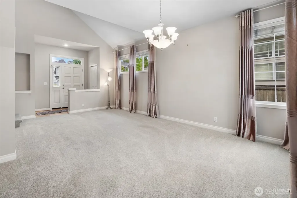 18849 NE 62nd Way Redmond WA 98052