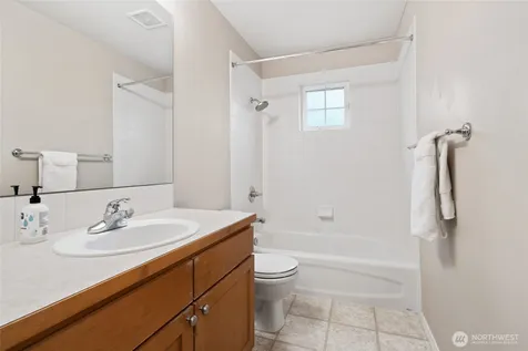 18849 NE 62nd Way Redmond WA 98052