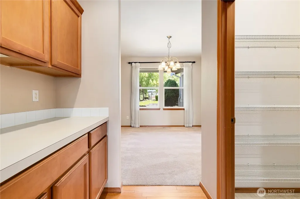 6013 NE 4th Place Renton WA 98059