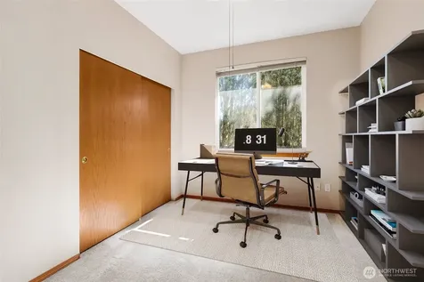 6013 NE 4th Place Renton WA 98059