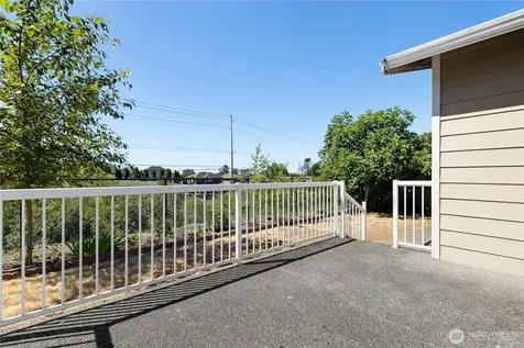 6013 NE 4th Place Renton WA 98059
