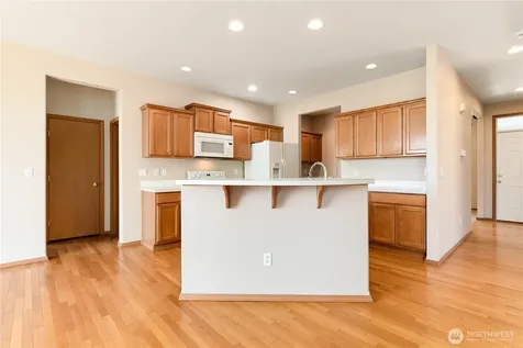 6013 NE 4th Place Renton WA 98059
