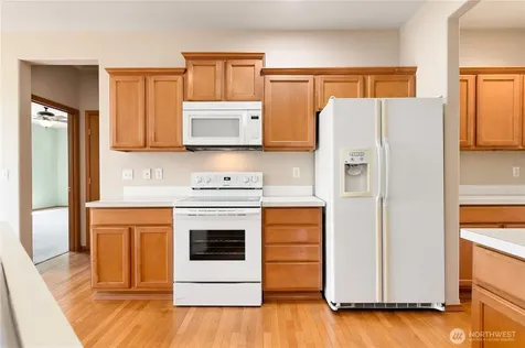 6013 NE 4th Place Renton WA 98059