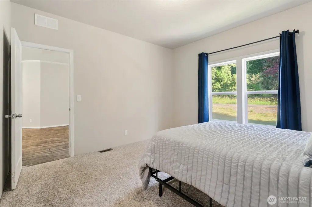 492 Coal Creek Road Chehalis WA 98532