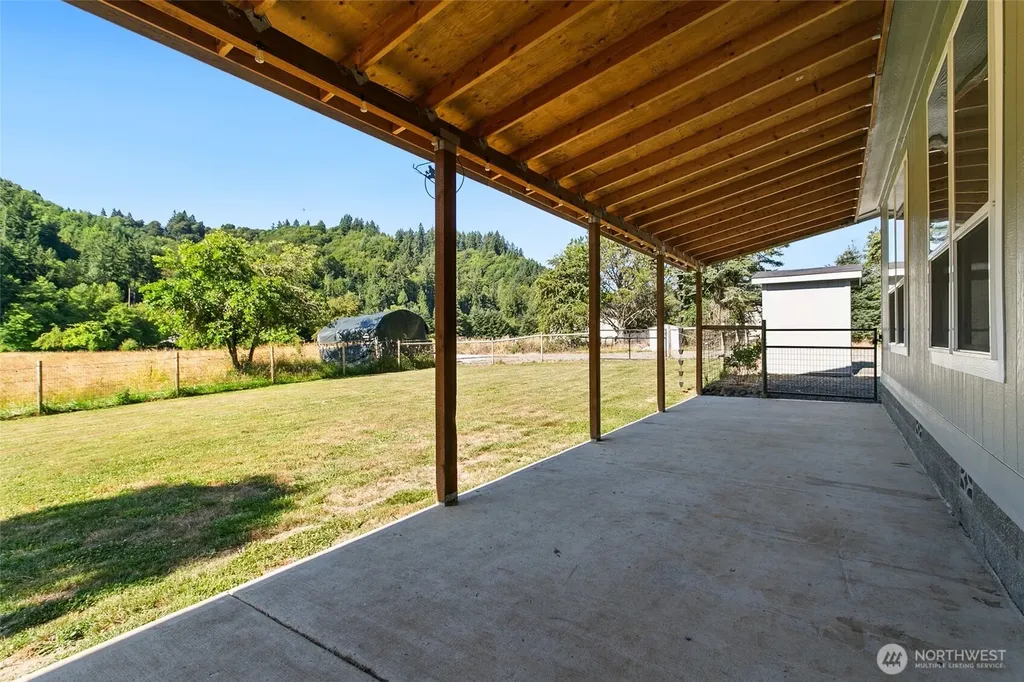 492 Coal Creek Road Chehalis WA 98532