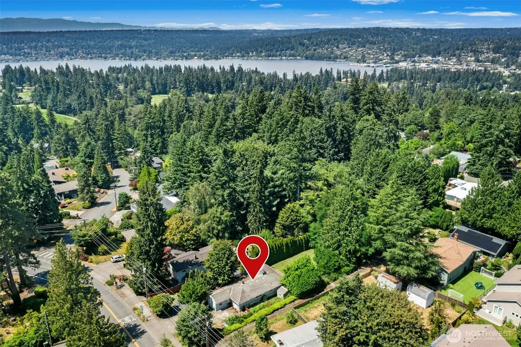 7218 NE 155th Street Kenmore WA 98028