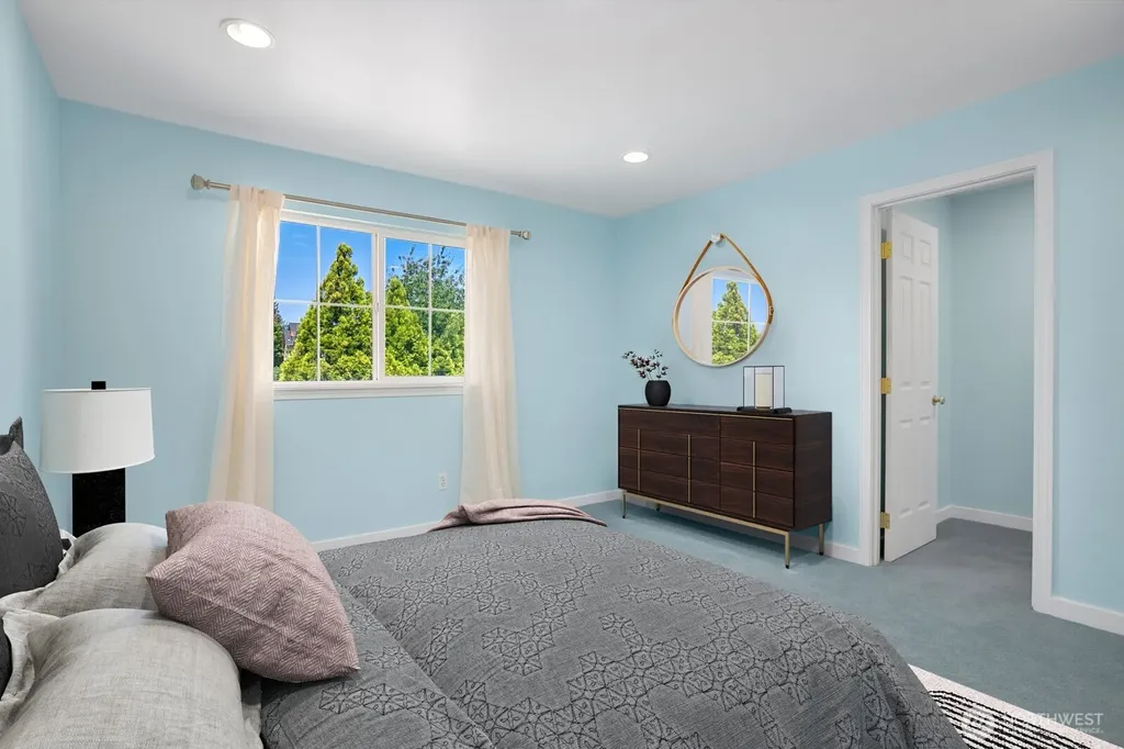 23809 SE 6th Street Sammamish WA 98074