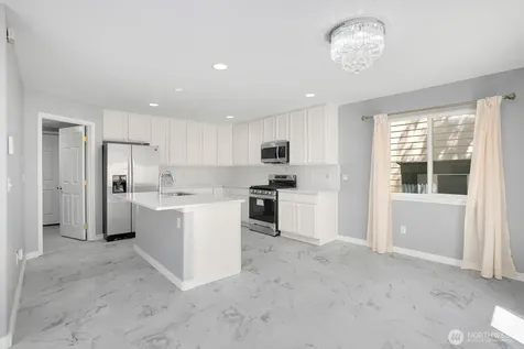 23809 SE 6th Street Sammamish WA 98074
