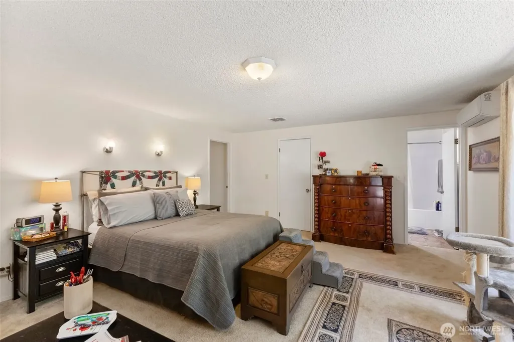404 Nooksack Place La Conner WA 98257