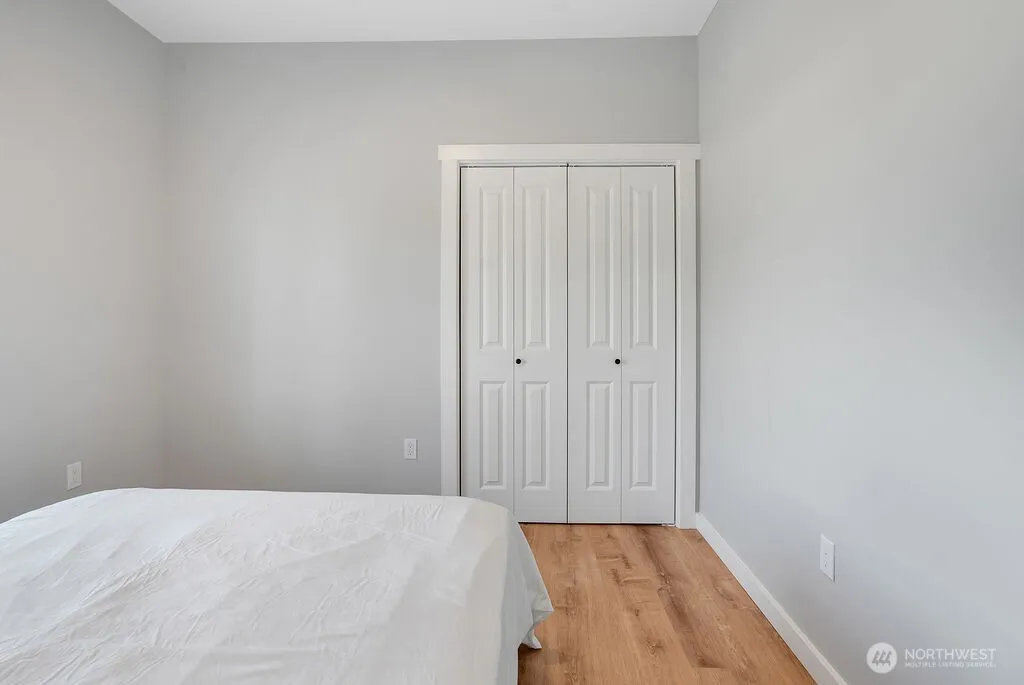 2133 W Peninsula Drive Moses Lake WA 98837