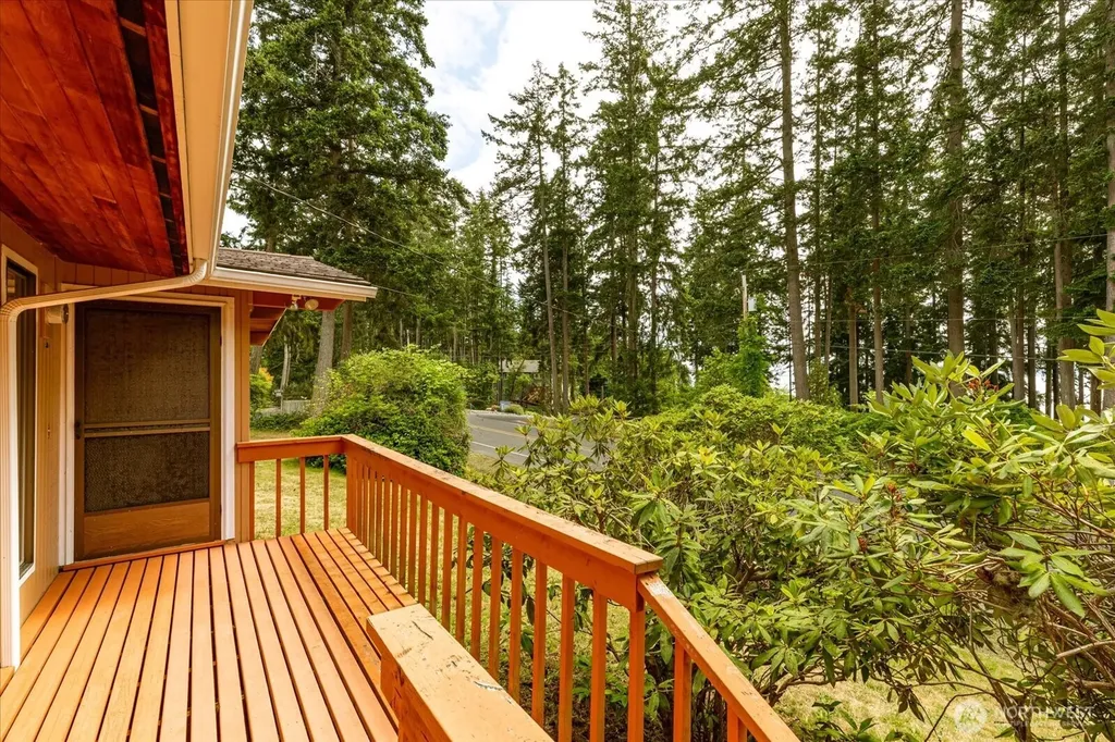 5531 Mutiny Bay Road Freeland WA 98249