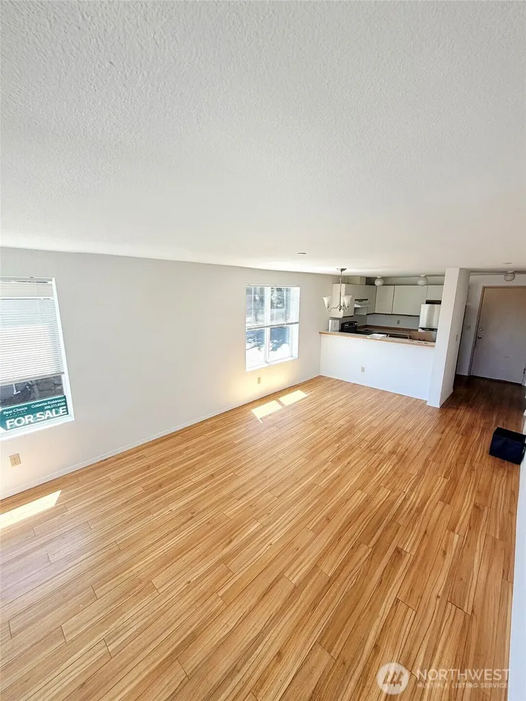 3022 SW Bradford Street Seattle WA 98126