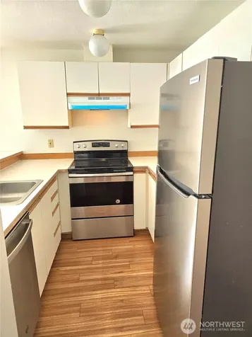 3022 SW Bradford Street Seattle WA 98126