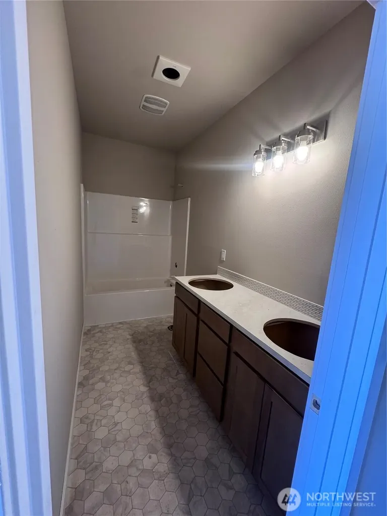 9512 Solberg Court SE Yelm WA 98597