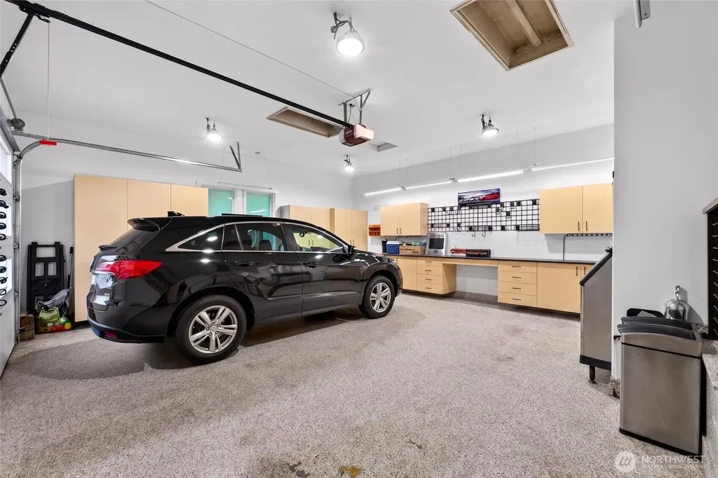 3510 East Bay Drive NW Gig Harbor WA 98335