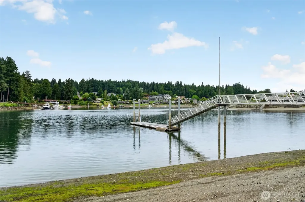 3510 East Bay Drive NW Gig Harbor WA 98335
