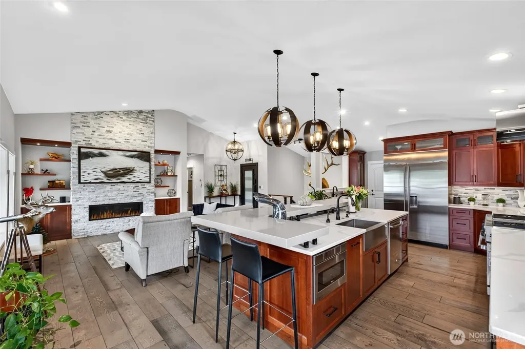 3510 East Bay Drive NW Gig Harbor WA 98335