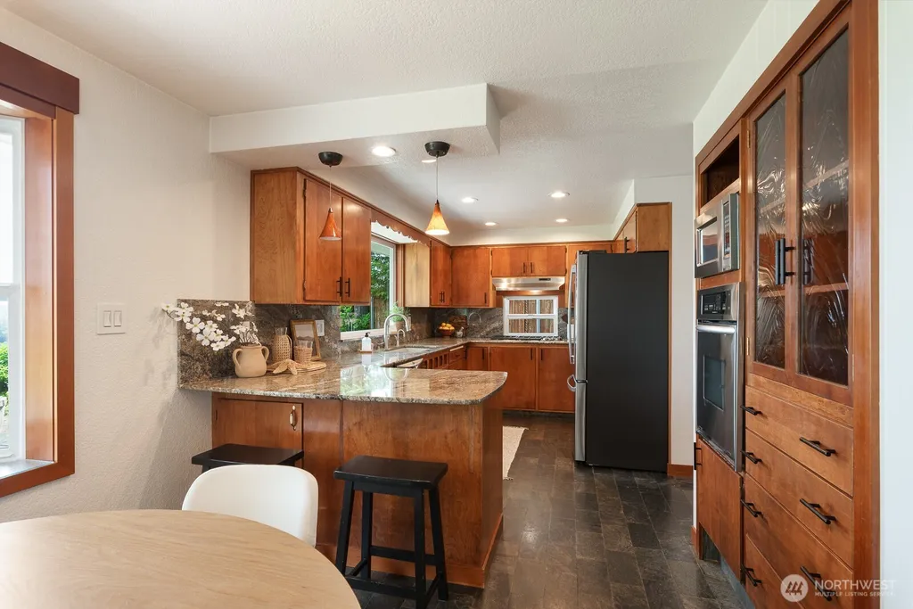 4053 Edith Point Road Anacortes WA 98221