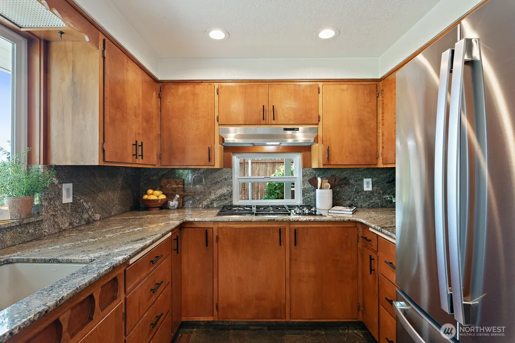 4053 Edith Point Road Anacortes WA 98221
