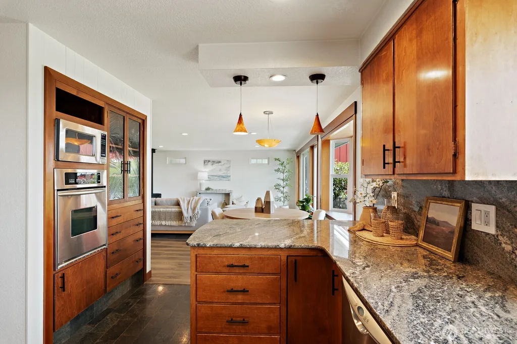 4053 Edith Point Road Anacortes WA 98221