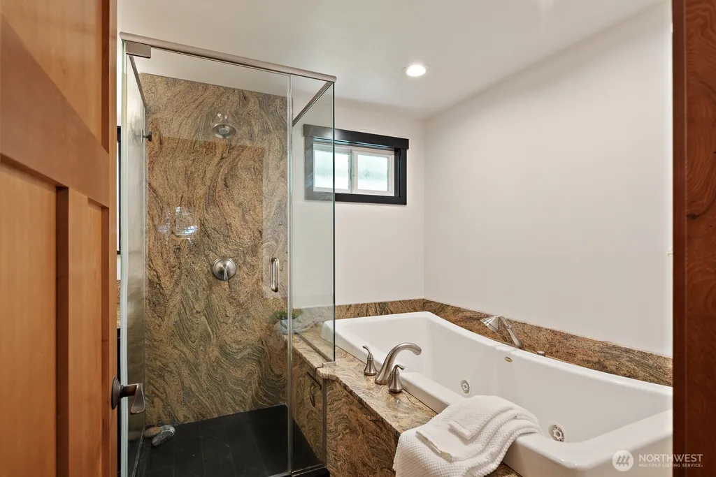 4053 Edith Point Road Anacortes WA 98221