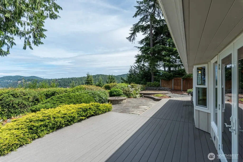 4053 Edith Point Road Anacortes WA 98221