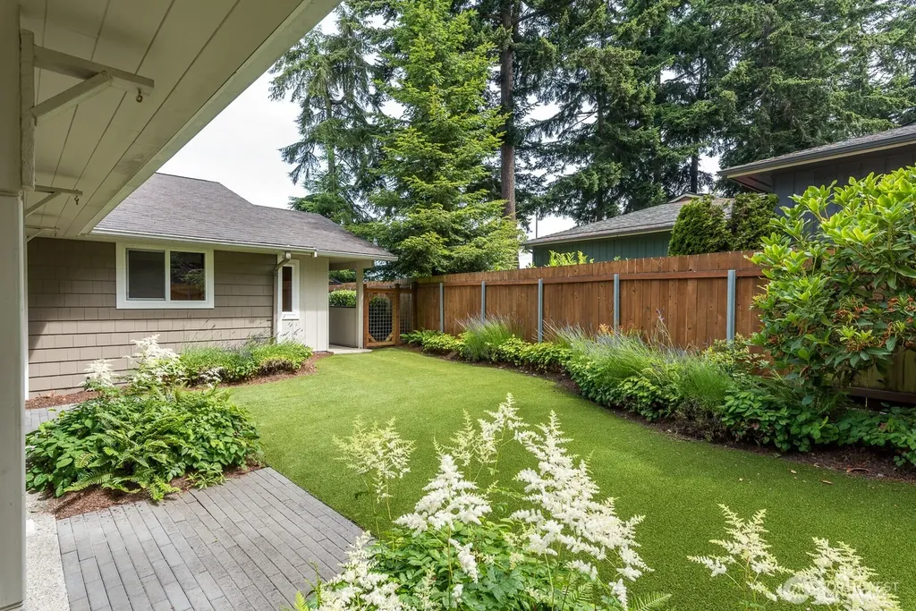 4053 Edith Point Road Anacortes WA 98221