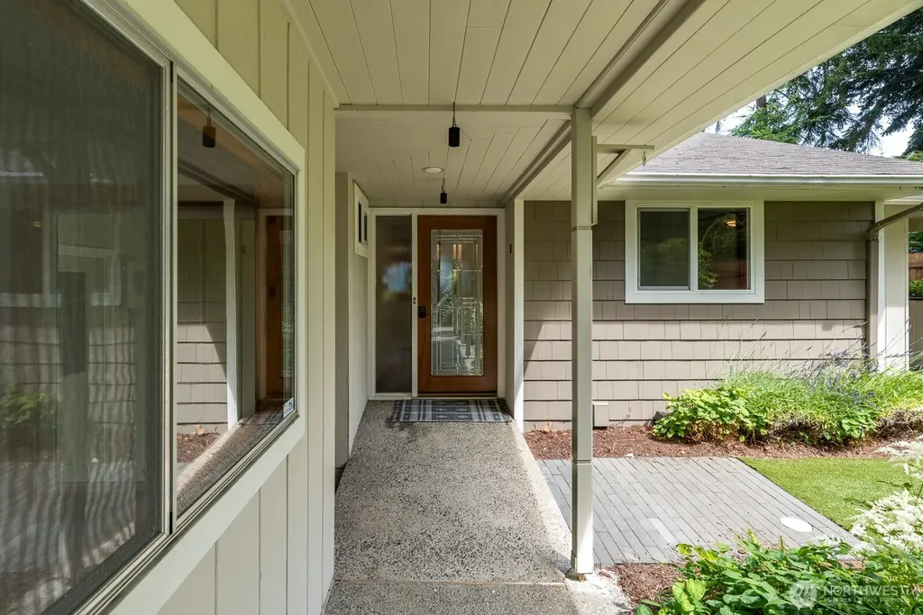 4053 Edith Point Road Anacortes WA 98221