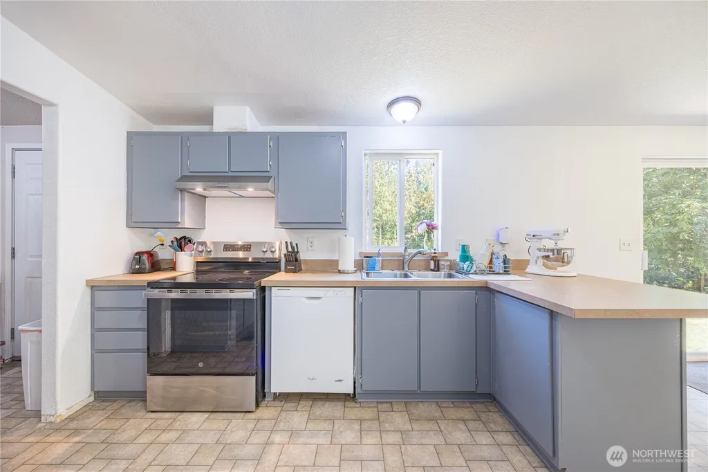 101 Robinson Port Angeles WA 98362