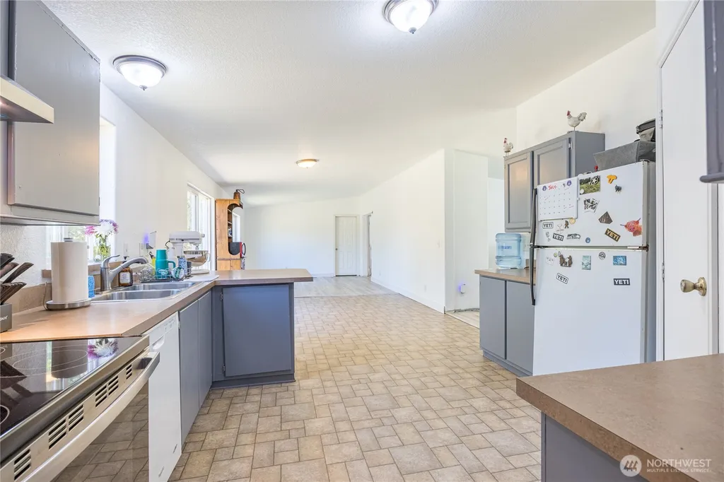 101 Robinson Port Angeles WA 98362