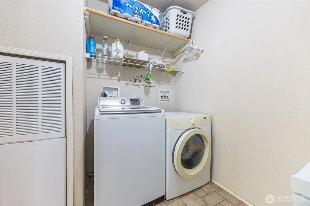 101 Robinson Port Angeles WA 98362