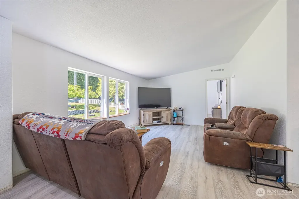 101 Robinson Port Angeles WA 98362