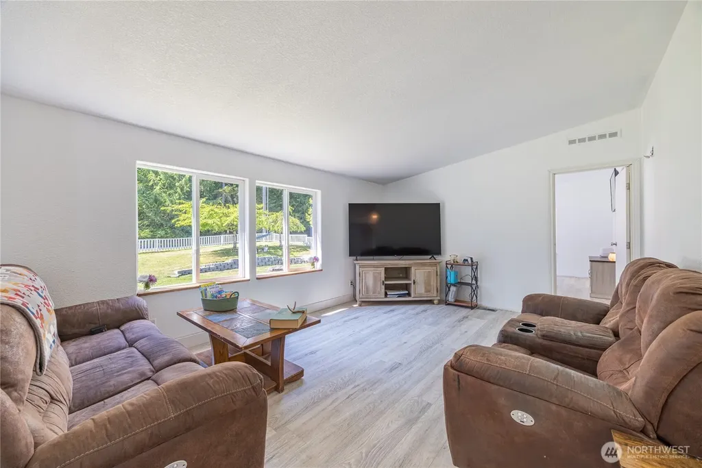 101 Robinson Port Angeles WA 98362
