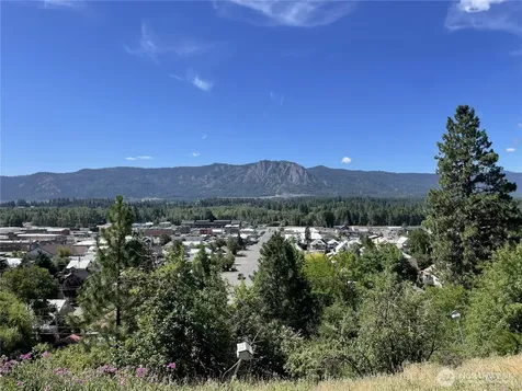 114 W Fourth Street Cle Elum WA 98922