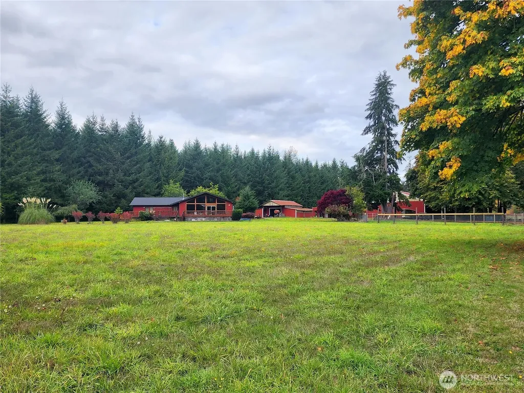 144 Ciannigan Hill Road Silver Creek WA 98585