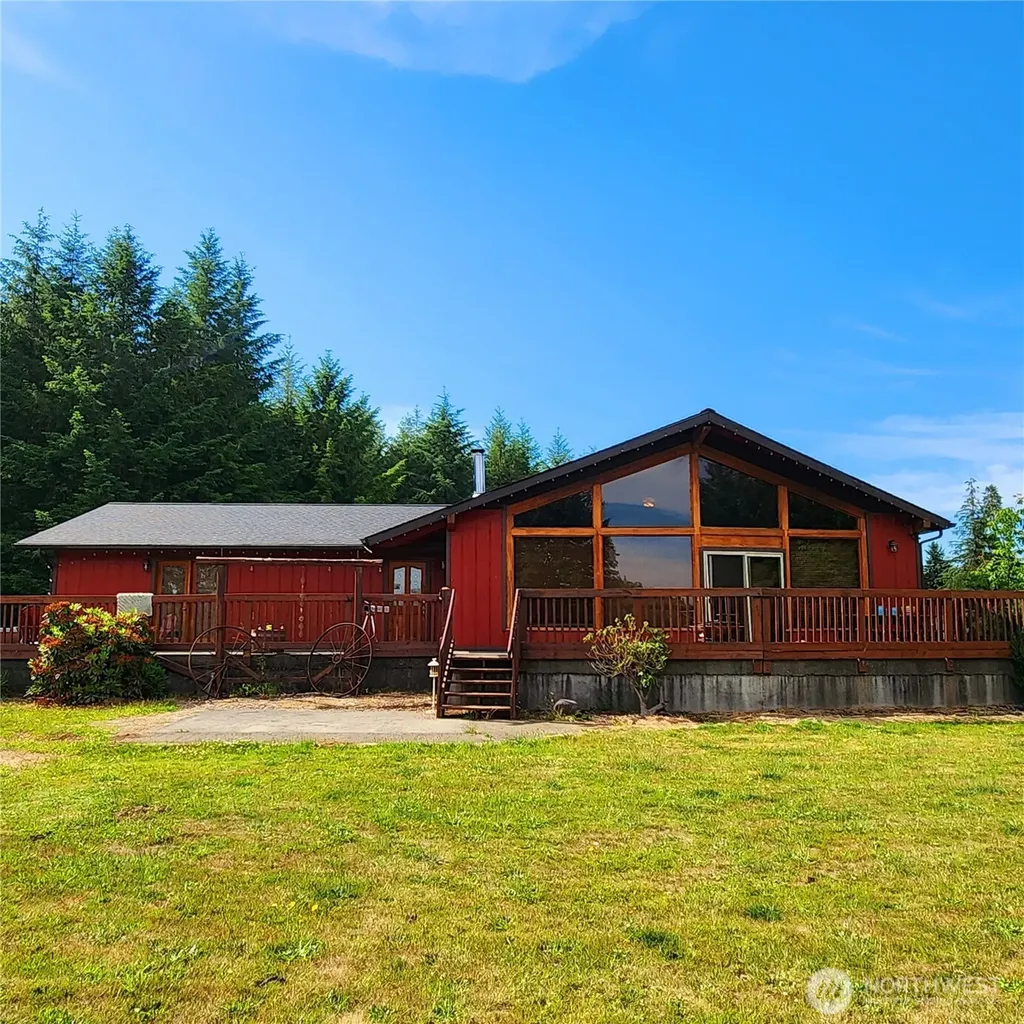 144 Ciannigan Hill Road Silver Creek WA 98585